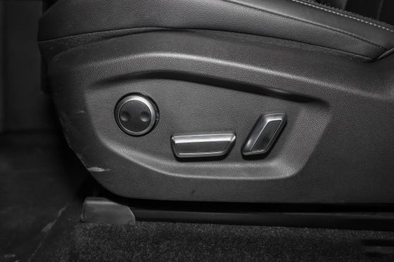 403 km dalekiego zasięgu czysto elektryczne samochody AIWAYS U5 z prędkością 160 km/h