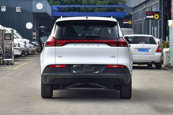 403 km dalekiego zasięgu czysto elektryczne samochody AIWAYS U5 z prędkością 160 km/h