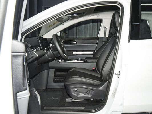 403 km dalekiego zasięgu czysto elektryczne samochody AIWAYS U5 z prędkością 160 km/h