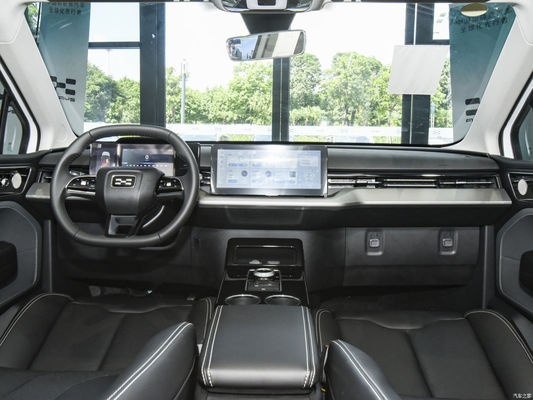 403 km dalekiego zasięgu czysto elektryczne samochody AIWAYS U5 z prędkością 160 km/h