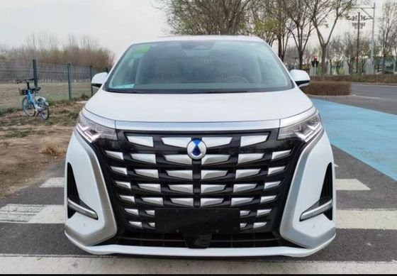 Denza D9 Podłącz hybrydowy pojazd elektryczny Napęd na 4 koła MPV 1.5T Silnik 139 KM 180 km / h