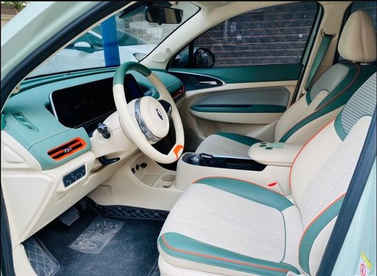 Elektryczny SUV z napędem na 4 koła dalekiego zasięgu ORA Good Cat 150 km/h dla dorosłych