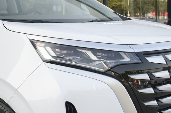 Denza D9 MPV EV Samochód 571nm Akumulator litowo-żelazny 4WD Elektryczny SUV 180 km/h