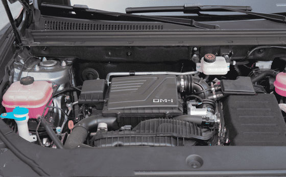 230 km/h Hybrydowy SUV