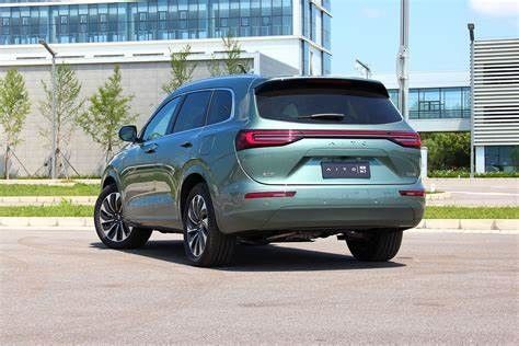 1,5 T Duże samochody elektryczne Benzyna Elektryczna hybryda 200 km / h HUAWEI AITO M7 SUV