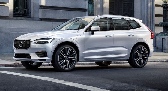 4 koła Średnie samochody elektryczne 4WD 180 km / h Maksymalna moc 184 kW Volvo XC60 B5