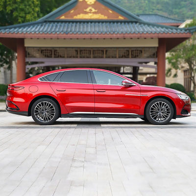 Luksusowy elektryczny sedan BYD Han