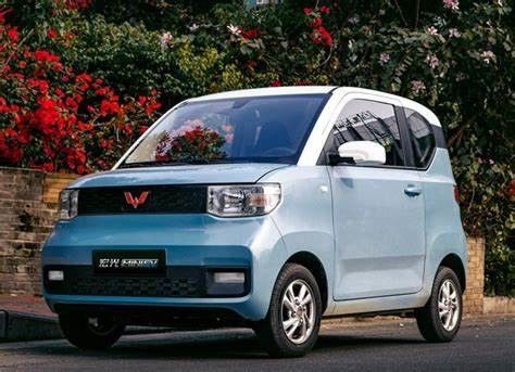 Zasięg 120 km Wuling Electric Vehicles RWD 3 Door 2 Box 4 Seater Electric Mini Car