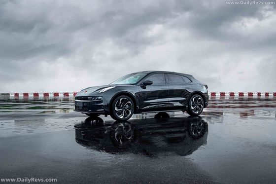 Zeekr 001 Duże samochody elektryczne Daleki zasięg 732 km Luksusowe 6,9 ​​s do 100 km / h