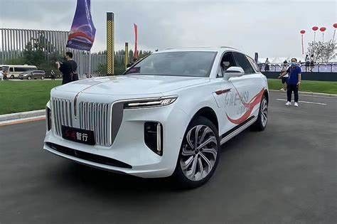 Deluxe Large Electric Cars SUV Hongqi E-HS9 120 kWh Zasięg 660 km