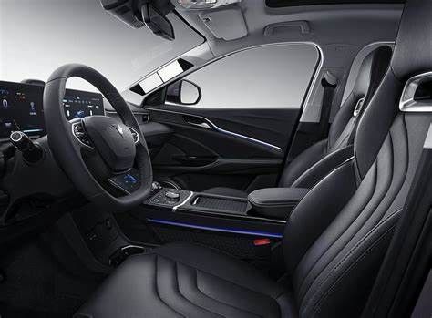 Neta U Pro Zhi 400 Mały elektryczny SUV Samochody FWD New Energy Mini EV Samochód 150 km/h