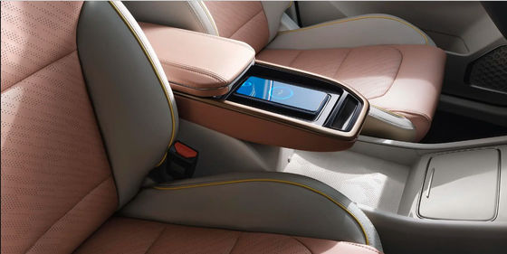 Luksusowe ekologiczne samochody elektryczne z napędem na 4 koła SUV Geely Geometry M6 450 km CLTC