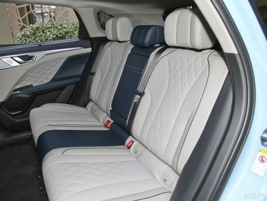 Samochód elektryczny GreatWall Wey Moka PHEV 157 kW Max Power EV Pojazd elektryczny