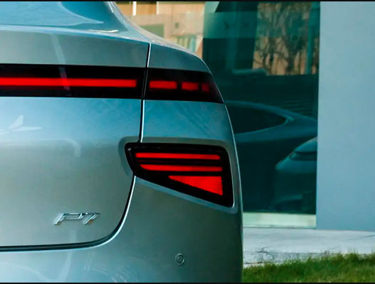 Xiaopeng P7 4-kołowe pojazdy elektryczne 480 km Elektryczny samochód dla dorosłych Certyfikat CCC