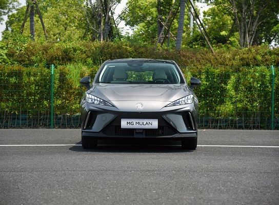 MG MULAN Średnie samochody elektryczne 425 km Deluxe New Electric Automotive