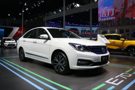 Dongfeng Pure EV Car Fengshen E70 Pojazdy elektryczne Samochód 150 km/H Maksymalna prędkość