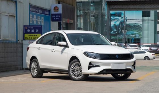 Dongfeng Forthing Czyste samochody elektryczne PHEV New Energy Family EV Samochód 150 km/h
