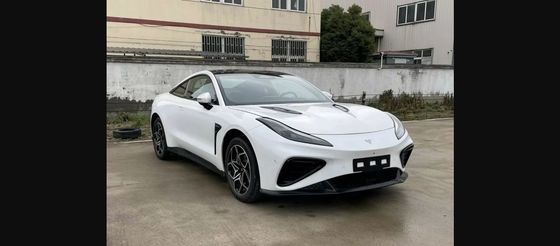 64.27kwh Pojazdy z baterią @NEZHA GT 560km zasięg Energooszczędny 2 drzwi 4 siedzenia Hardtop Sport Car