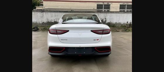 64.27kwh Pojazdy z baterią @NEZHA GT 560km zasięg Energooszczędny 2 drzwi 4 siedzenia Hardtop Sport Car