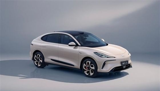 Zhiji LS6 Maksymalna moc 575kw Wszystkie samochody elektryczne z maksymalną prędkością 252 km / h