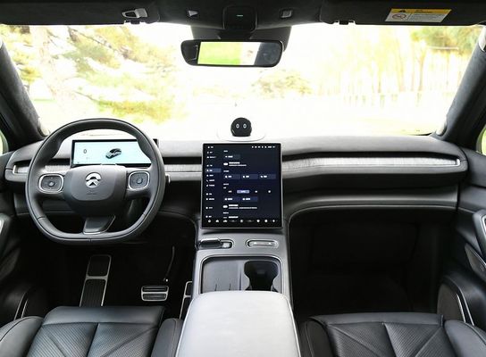 SUV At NIO EC7 75kWh Samochód elektryczny z silnikiem o mocy 480 kW