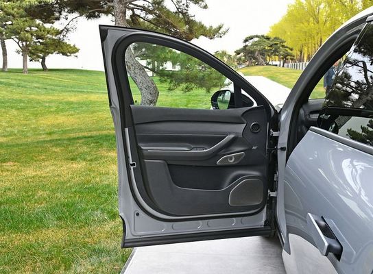 SUV At NIO EC7 75kWh Samochód elektryczny z silnikiem o mocy 480 kW