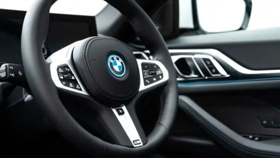 Najnowsze i z napędem na wszystkie koła BMW i4 z podwójnym silnikiem elektrycznym power&hatchback available trunk