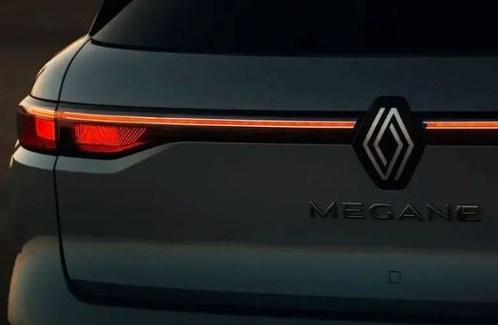 Długotrwała jazda testowa na akumulatorze Renault Megane E-Tech o pojemności 40/60 kWh, z zasięgiem około 158/208 mil