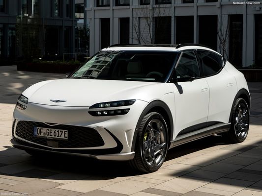 Genesis GV60 Upmarket All Electric Family Car Z akumulatorem 76,4kwh 350Nm Of Torque Model Boost & Drift