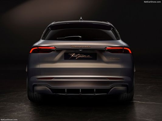 Czysto elektryczny samochód z 450 zasięgami i maksymalną prędkością 325 km/h w Maserati Gran Turismo Folgore