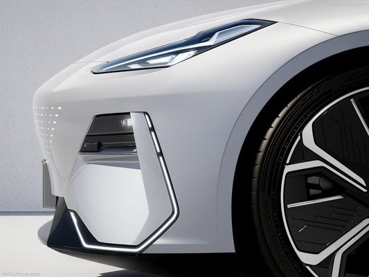 Geely Galaxy E8 Ev Elektryczny samochód 2024 550Kw Max Nowy samochód energetyczny Sedan z jednym silnikiem Przy maksymalnej prędkości 190km/h