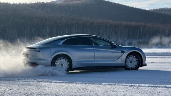 Sprzedaż 2024 Nowy samochód elektryczny BYD Yangwang U7 Sedan Opór wiatrowy Cd 0,195 240 kW Moc silnika