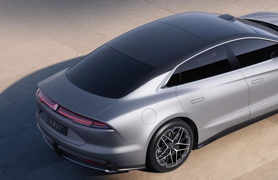 Sprzedaż 2024 Nowy samochód elektryczny BYD Yangwang U7 Sedan Opór wiatrowy Cd 0,195 240 kW Moc silnika