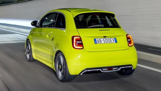 Słodki i sportowy w Abarth 500e Hot Hatchback Elektryczny samochód tak zabawny jak benzyna 152P.S Moc silnika