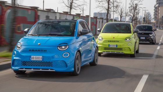 Słodki i sportowy w Abarth 500e Hot Hatchback Elektryczny samochód tak zabawny jak benzyna 152P.S Moc silnika