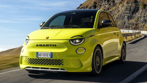 Słodki i sportowy w Abarth 500e Hot Hatchback Elektryczny samochód tak zabawny jak benzyna 152P.S Moc silnika