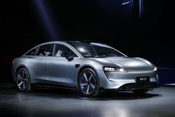 2024 Nowy Chery Huawei LUXEED S7 2024 Luksusowy Sedan Elektryczny LUXEED S7 z 12,4kw/h