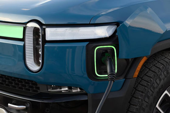 2023 RIVIAN R1S 800P.S Cztery silniki 660km zasięg 7 miejsc All Electric Powertrain SUV