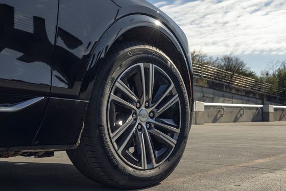 2024 Cadillac Lyriq 308 mil w daleko posher kabina NOWA ENERGIA LUXURY Sedan