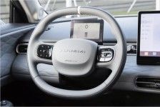 Najnowsze samochody Pure EV Dongfeng Nammi 01 Hatchback EV i imponujący zasięg i bateria stała