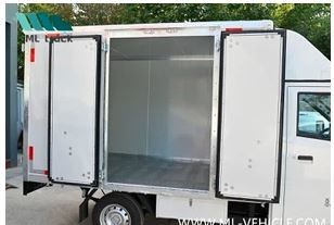 Wykorzystanie mikro-kart elektrycznych Neomor D05 w zakresie dystrybucji logistyki miejskiej, ogrodzenia & van versio