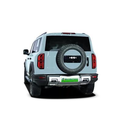 Nowy elektryczny z napędem na cztery koła PHEV Byd Formula Leopard 5 z maksymalną mocą wyjściową 505 kW i maksymalnym momentem obrotowym 760 N · m.