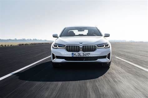 BMW 535Le Steptronic 292hp 2023 8 prędkości