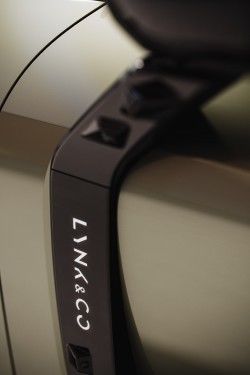 Link&Co 08 nowy samochód energetyczny średni SUV z zasięgiem 120 km PHEV 190 maksymalna prędkość