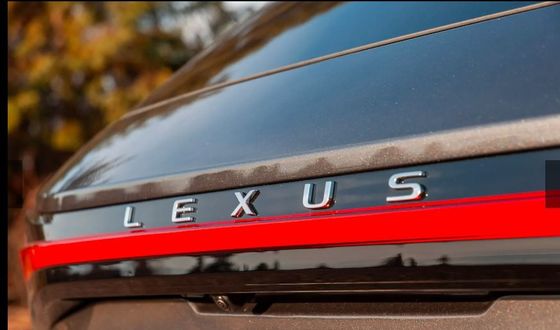 Luksusowy crossover SUV 2024 Lexus RX 450h+ PHEV z zasięgiem elektrycznym 37 mil