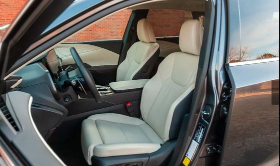 Luksusowy crossover SUV 2024 Lexus RX 450h+ PHEV z zasięgiem elektrycznym 37 mil