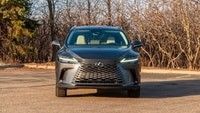 Luksusowy crossover SUV 2024 Lexus RX 450h+ PHEV z zasięgiem elektrycznym 37 mil