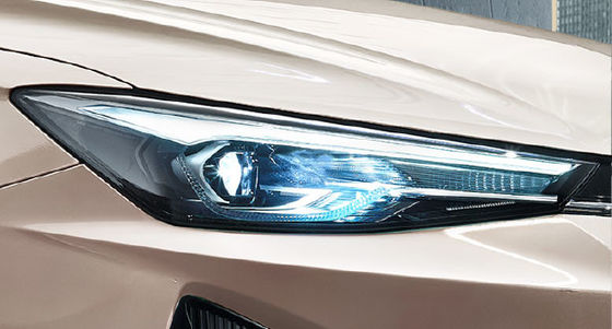 NEDC501Km zasięg jazdy Roewe Ei5 MPV Elektryczne pojazdy prędkość maksymalna 185km/h 8,3sec 0-100km/h przyspieszenie