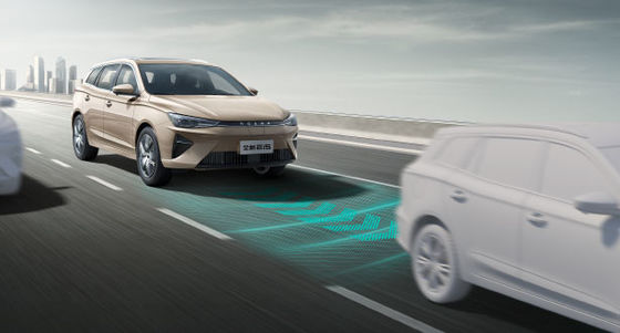 NEDC501Km zasięg jazdy Roewe Ei5 MPV Elektryczne pojazdy prędkość maksymalna 185km/h 8,3sec 0-100km/h przyspieszenie