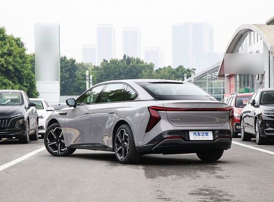 Czysty pojazd elektryczny China Famous Brand Hongqi EH7 2024 600km Pro Z 600km Długim zasięgiem I 4 drzwi/5 miejsc Sedan